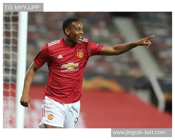 中超经典对决曼城与曼联战成平局乌龙球成比赛转折点引发热议