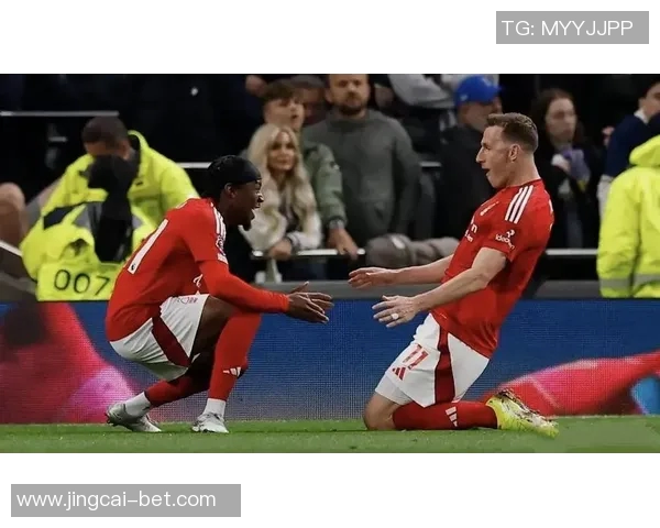 国王杯曼联大胜热刺五球狂潮绝杀瞬间点燃全场激情