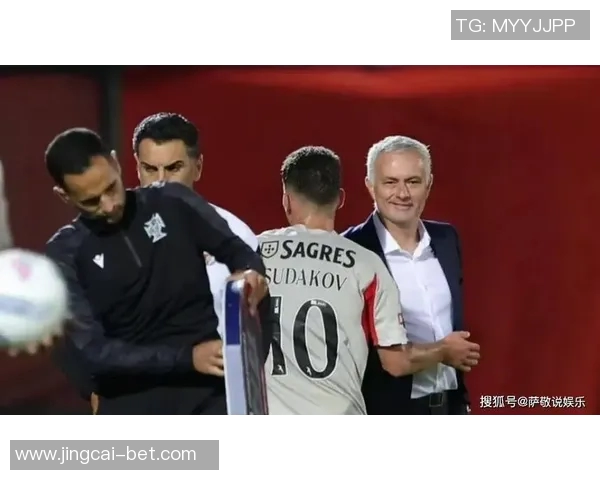 本菲卡逆转多特蒙德补时绝杀引发争议判罚全场沸腾