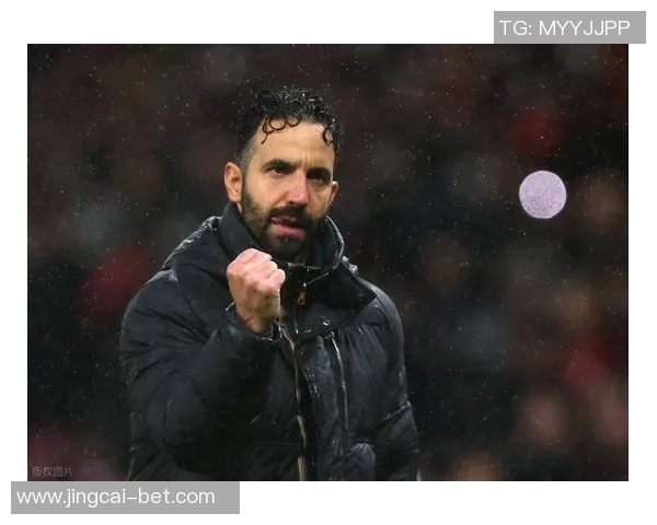 中超经典对决曼联绝杀利物浦全场沸腾瞬间回顾与分析