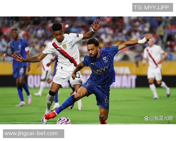 世界杯惊天逆转曼联2-1曼城创造历史冷门全场沸腾