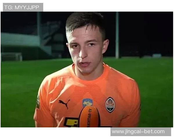 中超精彩对决国米与本菲卡握手言和帽子戏法瞬间点燃全场热情 中超精彩对决国米与本菲卡握手言和帽子戏法瞬间点燃全场热情