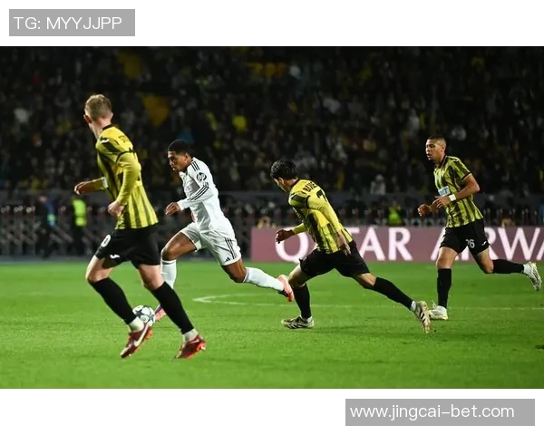 欧冠激战阿森纳与皇马握手言和乌龙球成比赛转折点引发热议